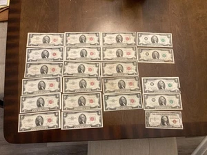 Bill Lot: 21 $2 TWO DOLLAR BILLS (17 red seal) and 1 DOLLAR SILVER CERTIFICATE - Picture 1 of 10
