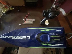 AquaCraft SuperVee 27 RC Boat-Used, Works Great, Extra Prop & Batteries Included - Picture 1 of 9