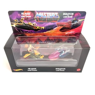 Masters of the Universe He-Man Wind Raider Skeletor Land Shark Hot Wheels - Image 1 of 4
