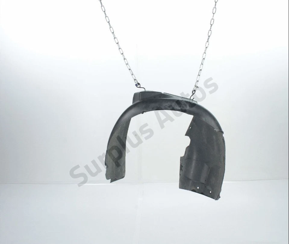 PARE-BOUE AVANT DROIT 8D0821172F AUDI A4 - 1 phase 2 (02/1999 01/2001) - Photo 1/1