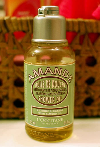 L'Occitane Almond Oil Travel - 2.5oz/75ml