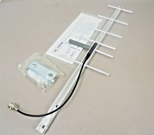 Broadband 6 Element Welded Yagi Antenna Laird Technologies PC906N 896-940MHz - Picture 1 of 7