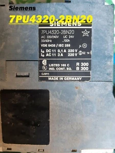 Relé temporizador Siemens 7PU4320-2BN20;7PU 4320-2BN20;7PU43202BN20;7 PU 4320 - Imagen 1 de 3