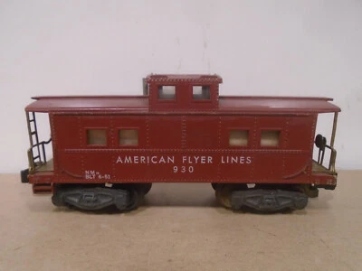 1953-7 VINTAGE AMERICAN FLYER LINES ILLUMINATED CABOOSE #930 S SCALE - Image 1 of 4
