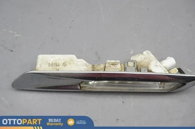 2011-2013 BMW 550i Front Right Side Fender Turn Signal Indicator Marker Light - Image 1 of 4