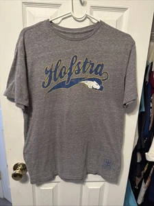 Hofstra Pride Shirt Adidas Men’s Men’s Gray Top Size Medium - Picture 1 of 2