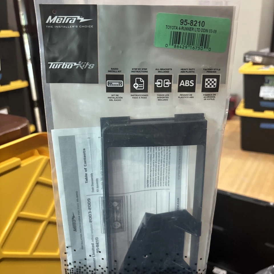 Kit de tablero de instalación doble DIN Metra 95-8210 para Toyota 4Runner Limited 2003-2007 Foto 1 de 1