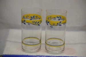 2 VASOS VINTAGE CORELLO CASA FLORA 6" SIN ASTILLAS NI GRIETAS - Imagen 1 de 1