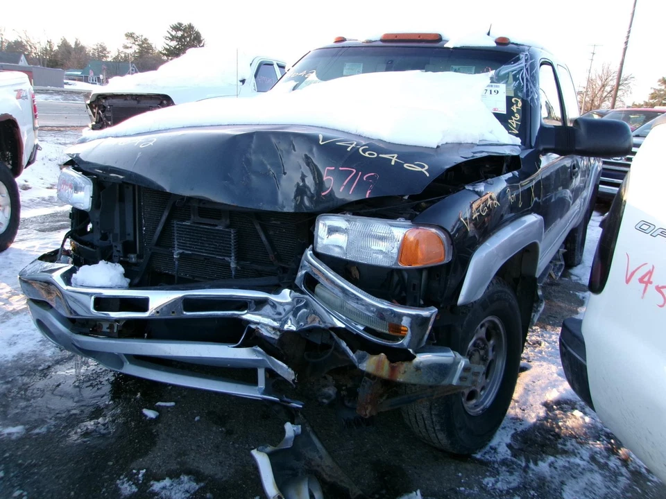 Módulo de control de carrocería usado se adapta a: camioneta GMC Sierra 2500 2004 control de carrocería BCM unde Foto 1 de 4