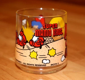 1993 Nintendo Super Mario Bros Very Rare Vintage Glass SNES Motive 2 - Picture 1 of 8