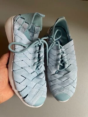 Damen Nike Juvenate Woven Premium Blau Turnschuhe UK 5 EUR 38,5 - Bild 1 von 4