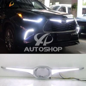 Front Grille LED Driving Light/Turn Signal Light For Toyota Highlander 2020-2024 - Foto 1 di 3