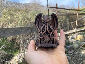 Statuina horror Cthulhu Eldritch dipinta a mano mito lovecraftiano statua unica - Foto 1 di 9
