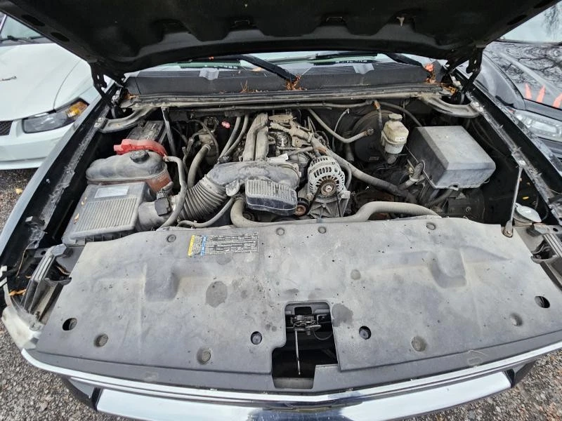 Condensador CHEVY SILVERADO 1500 99 00 01 02 03 04 05 06 07 08 09 10 11 12 13 - Imagem 1 de 1