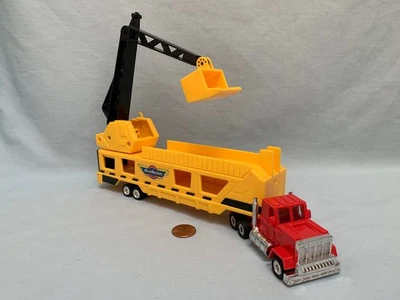 COMPLETE Big Rig Hauler Car Carrier Construction Crane SEMI TRUCK MICRO MACHINES - Изображение 1 из 4