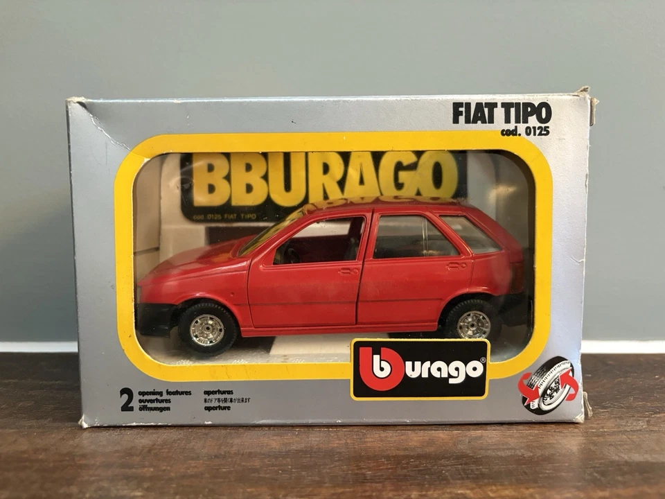1:24 BURAGO Italia FIAT TIPO cod. 0125 Nuevo Stock Antiguo Foto 1 de 4