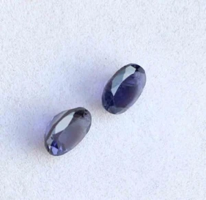 Piedras preciosas sueltas facetadas ovaladas con clasificación AAA de 2,00 quilates de iolita natural genuina 5,5*8 mm - Imagen 1 de 3
