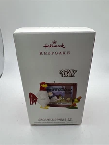 2019 Hallmark Looney Tunes Nebelhorn Leghorn CROCKETT-DOODLE-DO Andenken Ornament - Bild 1 von 8
