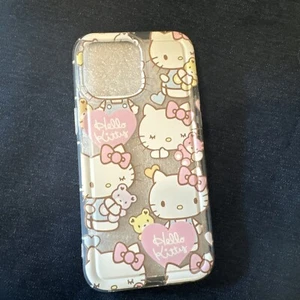 Hello Kitty iPhone 15 Pro Max Case - Photo 1 sur 5