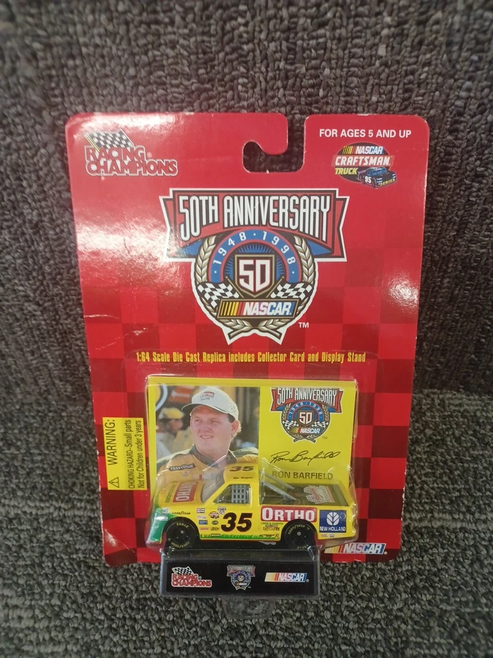 Литой автомобиль Рона Барфилда в масштабе 1:64 от Racing Champions  - Изображение 1 из 1