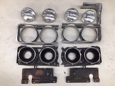 Faros GM Buick Wildcat 1964, molduras cromadas, biseles, placas de montaje, ¡parrillas! Foto 1 de 4