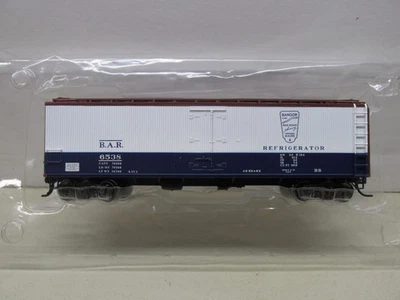RED CABOOSE-#RR-34465-03-BAR-BLUE & WHITE-REEFER #6538-HO SCALE - Image 1 of 4