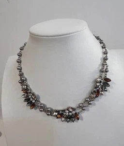 Collana vintage con perle e strass floreali 14" - Foto 1 di 4