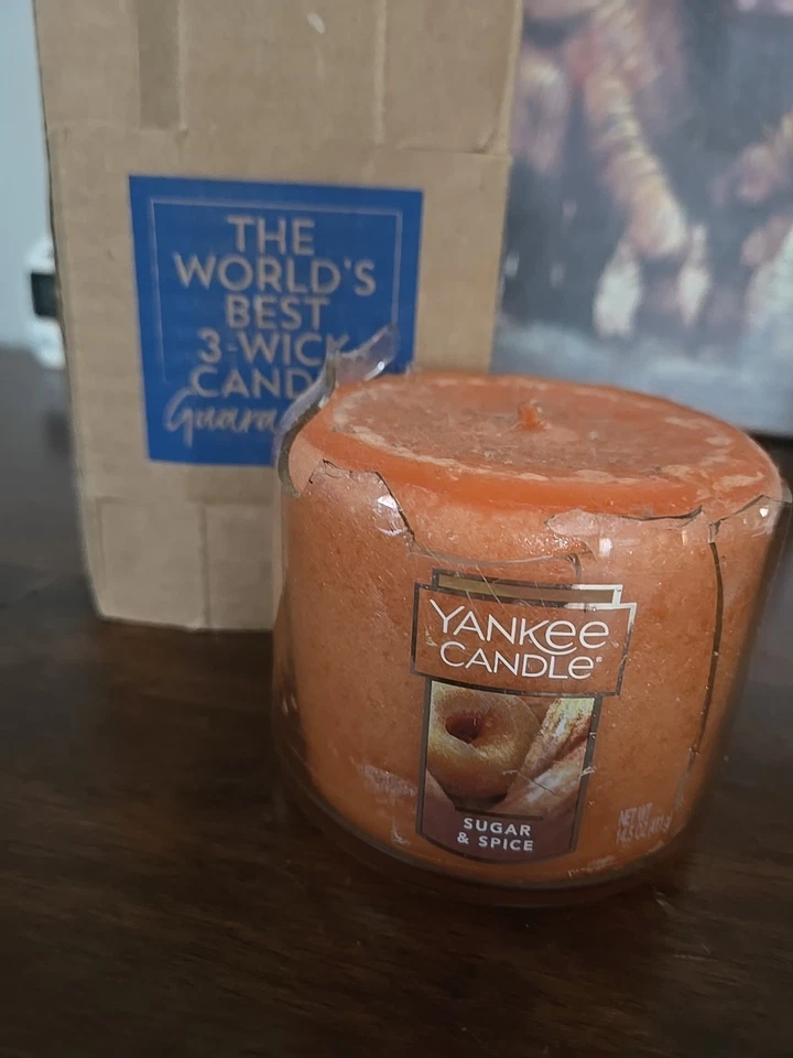  Yankee Candle 1 CANDLE - SCENT  New & Retired RARE As Is Glass Broke  - Image 1 of 4