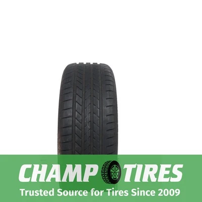 P235/45R19 Goodyear EfficientGrip RunOnFlat MOE 95 V usado 7/32nds Foto 1 de 4