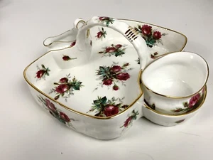 HAMMERSLEY GRANDMOTHER’S ROSE England Bone China STRAWBERRY BASKET Roses - Picture 1 of 9