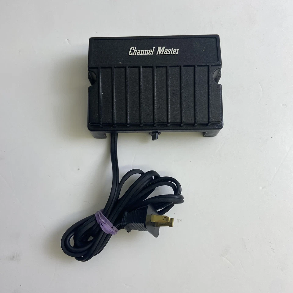 Channel Master Antenna Power Supply Model # 0064C - Image 1 of 3