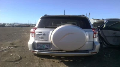 Used Driving Light fits: 2009 Toyota Rav4 Fog-Driving bumper mounted Grade A - Image 1 of 4