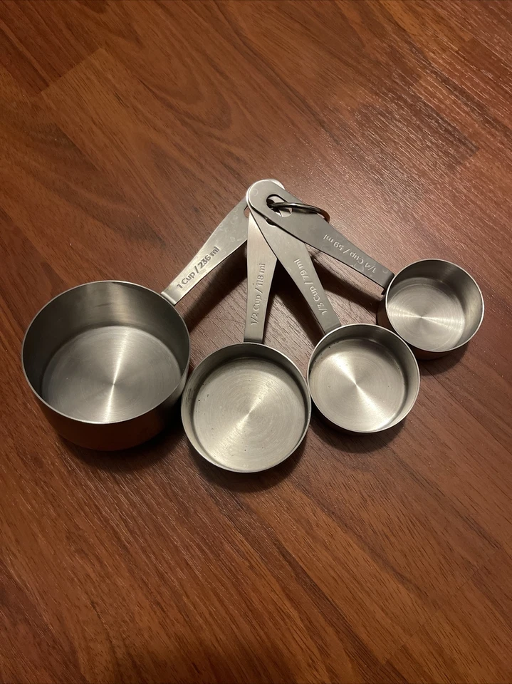 Juego de 4 vasos medidores de acero inoxidable para hornear y cocinar Foto 1 de 1
