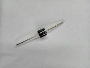 15SQ050 Diodo skotty 15a 50v per Pannelli solari 15SQ050 - Picture 1 of 1