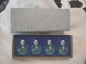 4 Small Salt Shakers In Original Box - Picture 1 of 4