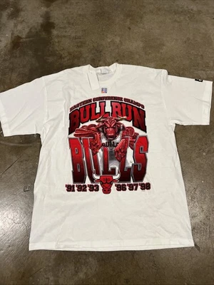 Camisa de iniciación vintage de los 90 Chicago Bulls Run Eastern Conference Champs  Foto 1 de 4
