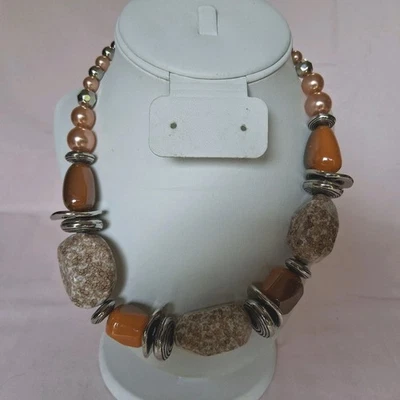 Paparazzi em bons esmaltes colar de pêssego robusto declaração ousada salpicada rocha falsa - Imagem 1 de 4