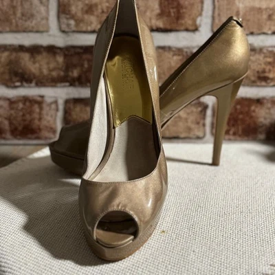 Michael Kors York Platform 金色露趾高跟鞋 10 码假日派对  — 第 1/4 张图片