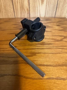 One Alesis drum rack mount - Picture 1 of 2