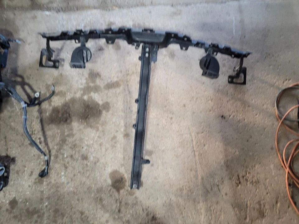 (SOLO RECOGIDA LOCAL) Soporte de núcleo de radiador compatible con 14-20 INFINITI QX60 1908435 Foto 1 de 1