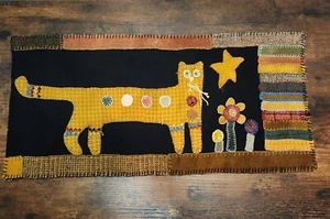 Handmade 19"x9" Cat Embroidered Placemat Decorative Textile - Picture 1 of 8