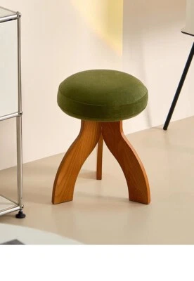Retro stool solid wood shoe changing stool home creative bedroom dressing stool - Image 1 of 4
