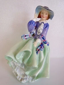 ROYAL DOULTON FIGURINE "TOP OF THE HILL" HN 1833 Made in England 7" Tall - Bild 1 von 13
