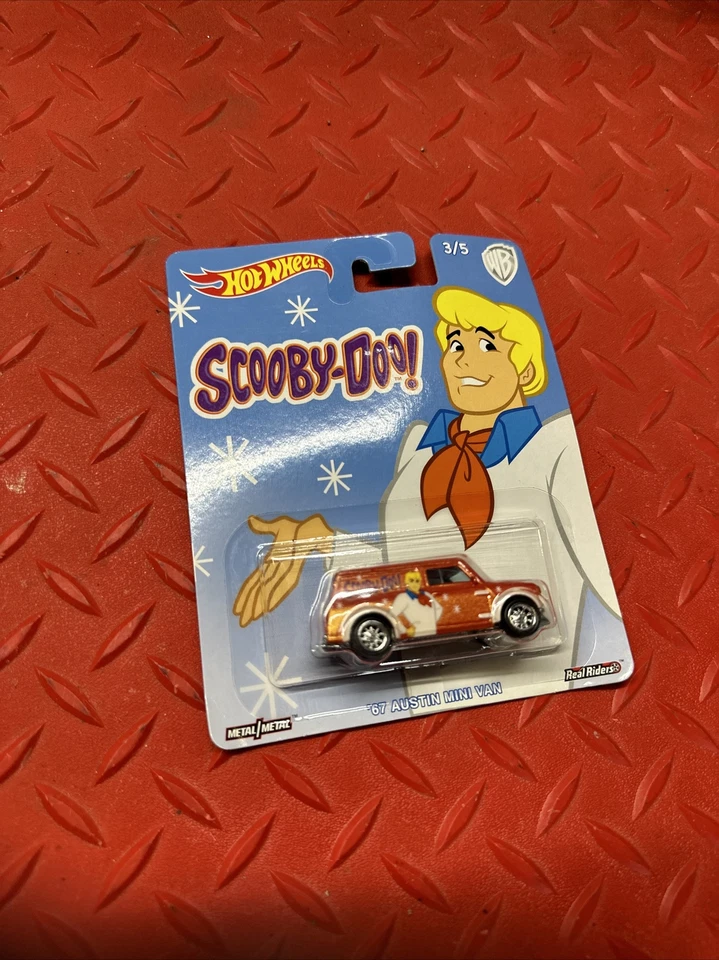 1/64 HOT WHEELS REAL RIDERS CULTURE SCOOBY DOO '67 AUSTIN MINI VAN 3/5 Wear!! - Image 1 of 4