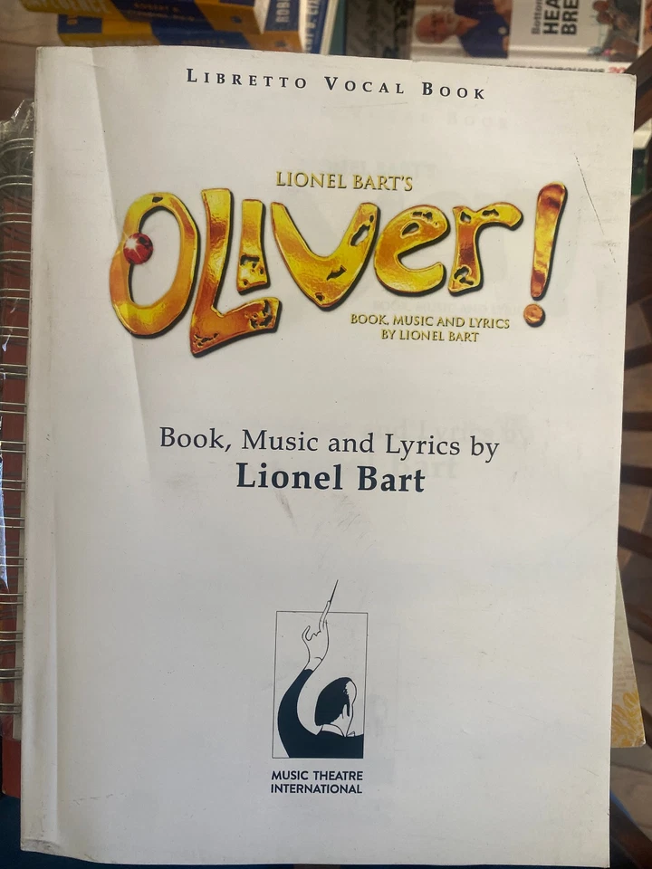 Oliver! Libretto Vocal Book Music Theatre Int'l Lionel Bart - Image 1 of 1