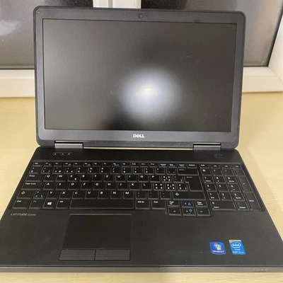 DELL Latitude E5540 – Pour pièces ou réparation - Bild 1 von 4