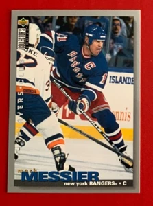 NHL MARK MESSIER Rangers 1995-96 Collector's Choice Player's Club CARD #220 - Picture 1 of 3