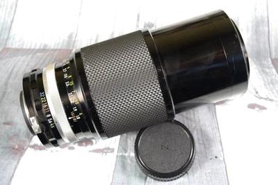 Nikon 80-200mm f/4.5 ZOOM Nikkor C Auto for Nikon F Non-Ai Mount - Image 1 of 4