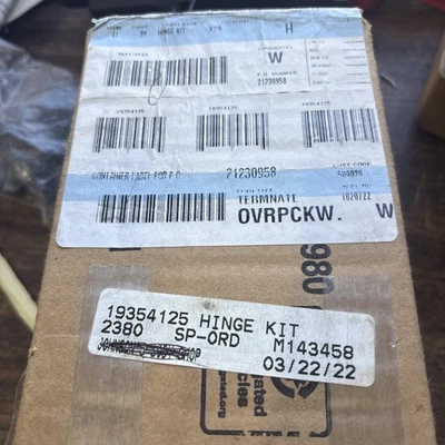 For GMC C3500 88-89 ACDelco Front Outer Upper Driver Side Door Hinge Kit - Image 1 of 3