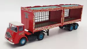 Corgi 1/50 Scale 11201 - ERF KV Artic With Cages Lions Tigers Pedestal & Tamer - Picture 1 of 7